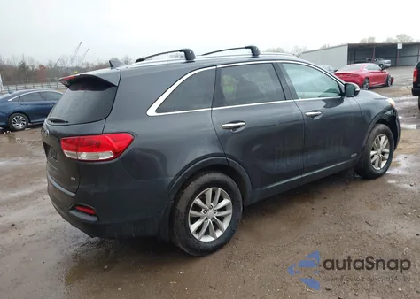 2016 Kia Sorento 2.4L Lx z USA, uszkodzony, nr VIN 5XYPGDA34GG165127
